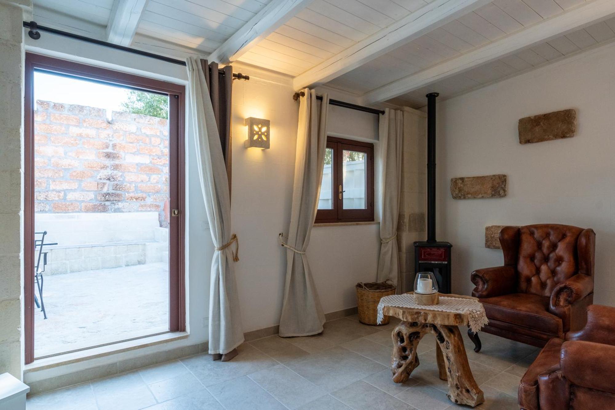 Masseria Torre Rossa 法萨诺 外观 照片